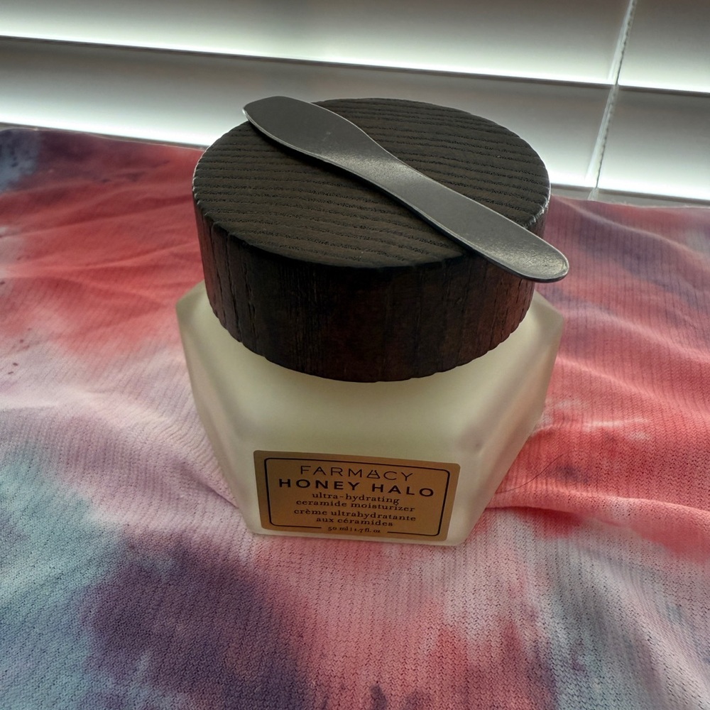 NEW (Unboxed) Farmacy Honey Halo Moisturizer with Wooden Lid